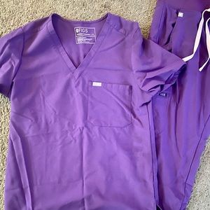 Figs scrubs Ultraviolet edition M/MP Set